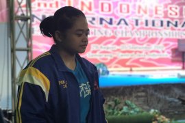 Lifter putri Lampung raih juara di IIWC 2019