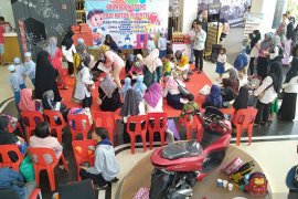 Trio Motor buat kemeriahan memperingati hari pelanggan Nasional