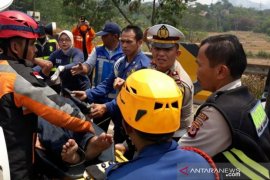 Seorang warga negara Korea Selatan jadi korban kecelakaan maut tol Cipularang