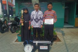 "Sirtatis" bawa  pelajar SDN 03 Pontianak Kota jawara Sains Junior