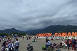 Pemkab Pesisir Selatan targetkan 500 ribu wisatawan di libur lebaran