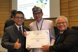 BASABali dapat penghargaan literasi dunia