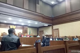 Kivlan Zen didakwa siapkan Rp 25 juta memata-matai Wiranto dan Luhut