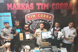 Tim Cobra Polres Lumajang bongkar bisnis "money games" Q-Net