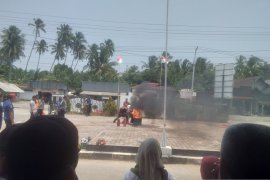 Damkar Pesisir Selatan  simulasikan cara  padamkan api