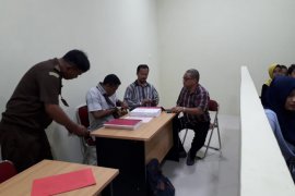 Jaksa Ketapang tuntut denda dan pidana dua perusahaan terkait penambangan ilegal