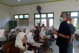 Kadisdik minta sekolah  tiadakan kegiatan di luar kelas