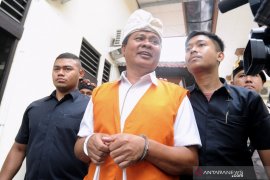 Mantan Wagub Bali didakwa terlibat pencucian uang