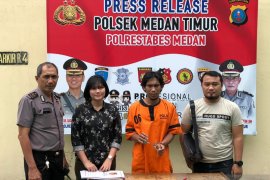 Pedagang ayam penyet di Medan diringkus polisi