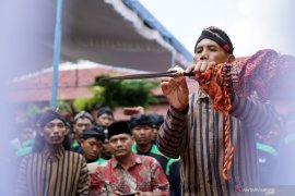Ritual Jamasan  Pusaka Kiai Upas