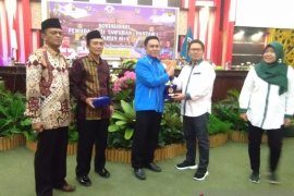 Pantaw, upaya Kemenpora cegah potensi tawuran di Sambas