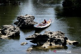 Wisata pegunungan kars Rammang-Rammang Page 2 Small