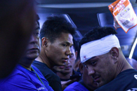 Dua pemain Persib luka terkena lemparan batu