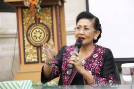 Putri Koster: orang tua benteng pertahanan keluarga milenial