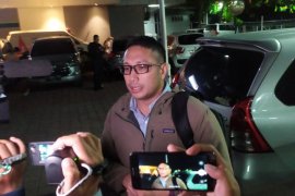 HS Dillon Meninggal - HS Dillon meninggal karena komplikasi jantung dan paru - paru (video)