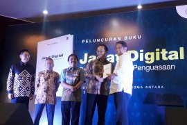 Waspada, media sosial sebagai sarana memata-matai