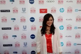 Sissy Priscillia diuntungkan dengan adanya toko online