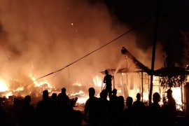 Penyebab kebakaran besar di Agats diduga akibat arus pendek