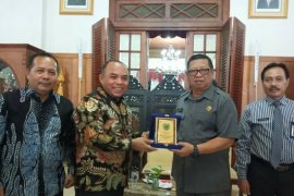 Labuhanbatu tertarik optimalisasi kesehatan Tulungagung