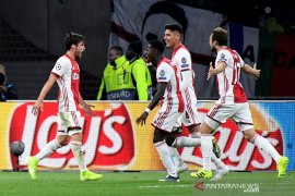 Ajax masih terlalu perkasa bagi Lille, sarangkan tiga gol