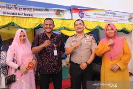 Bupati Rocky berharap koperasi tingkatkan pembinaan masyarakat