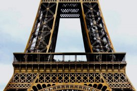 Wonderful Indonesia hiasi taxi di Paris sepanjang September