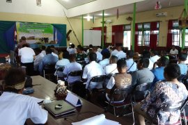 DLH Asmat gelar diskusi publik pemanfaatan noken