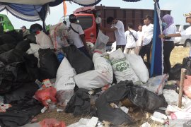 Kegiatan "world cleanup day" di Mentok kumpulkan dua ton sampah