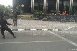 Gedung KPK mulai dipagari kawat berduri