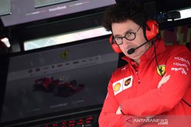 Binotto pasang  badan soal strategi Ferrari di Singapura