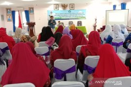 70 pendidik PAUD ikut pelatihan jurnalistik dan membuat dongeng