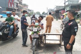 Dinkes bagikan 11.000 masker cegah dampak kabut asap di Nagan