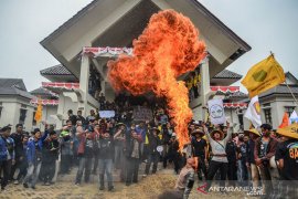 Aksi Hari Tani di Tasikmalaya