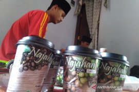 Pesantren Najahan di Garut kembangkan usaha kopi kemasan