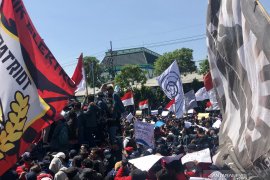 Gubernur Jatim imbau aksi mahasiswa dilakukan santun
