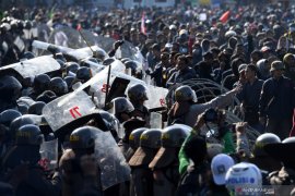 Polisi lepaskan 50 terduga provokator demo Surabaya