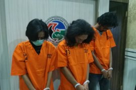 Mahasiswa ditangkap edarkan ganja via "WhatsApp"