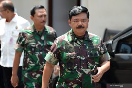 Mantan KSAL terlibat dalam aksi demonstrasi mahasiswa