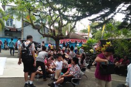 Siswa SD  Kalam Kudus Ambon diwajibkan sediakan helm