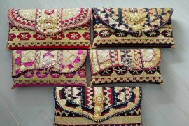 Modifikasi kain Tapis yang bernilai tinggi