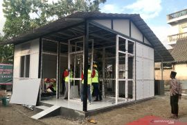 Menristekdikti uji coba bahan UPVC untuk rumah tahan gempa di Ngawi