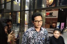 Imam Nahrawi ditahan KPK