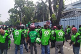 Video aksi ojol di kantor Konjen Malaysia Medan