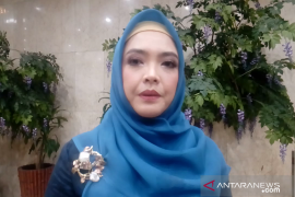 Suami dilantik lagi jadi anggota DPR, Inggrid Kansil berdoa ini