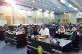 Pembentukan AKD Banjarmasin tertunda lantaran masalah internal Golkar