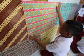 Peringatan Hari Batik Nasional