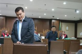 Setnov: Anggota DPR "langsung habiskan" uang KTP-E