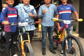 Tim BART tampil pada kejuaraan EWS 2019