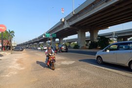 Sudinhub Jaktim: Lalin Kalimalang kondusif usai pembongkaran trotoar