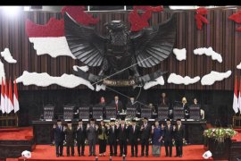 Pelantikan pimpinan MPR